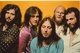 http://static.tvtropes.org/pmwiki/pub/images/Gentle_Giant_6879.jpeg