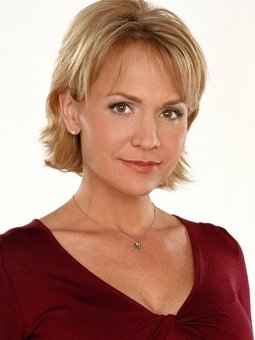 http://static.tvtropes.org/pmwiki/pub/images/OTH-Deb_1938.jpg
