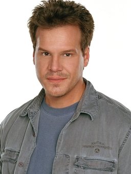 http://static.tvtropes.org/pmwiki/pub/images/OTH-Keith_7102.jpg