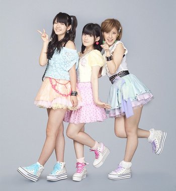 http://static.tvtropes.org/pmwiki/pub/images/buono&33_natsuyaki_miyabi_suzuki_airi_tsugunaga_momoko_288659.jpg