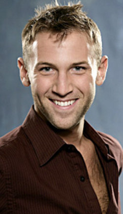 http://static.tvtropes.org/pmwiki/pub/images/dustin_e_bb8.jpg