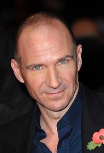 http://static.tvtropes.org/pmwiki/pub/images/fiennes_9007.jpg