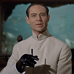 http://static.tvtropes.org/pmwiki/pub/images/juliusnojamesbond.png