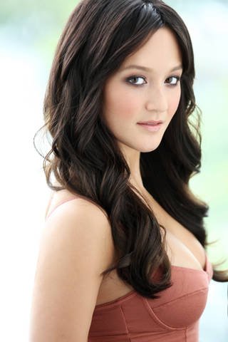 http://static.tvtropes.org/pmwiki/pub/images/shannon_chan-kent_4515.jpg