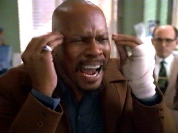 http://static.tvtropes.org/pmwiki/pub/images/sisko.jpg