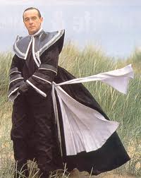 http://static.tvtropes.org/pmwiki/pub/images/thevaleyard_2168.jpg