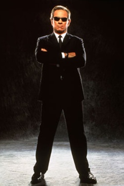 https://static.tvtropes.org/pmwiki/pub/images/250px-agent_k_4520.jpg
