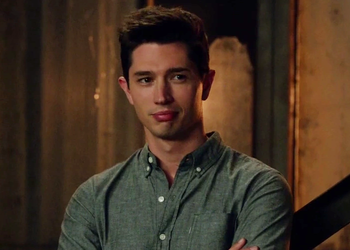 https://static.tvtropes.org/pmwiki/pub/images/arrowverse_rory_regan.png