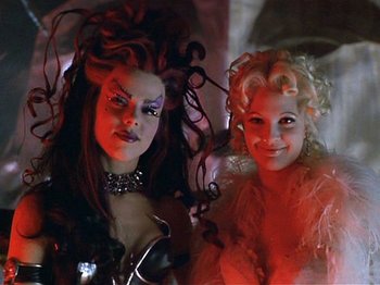 https://static.tvtropes.org/pmwiki/pub/images/batman_forever_sugar_and_spice_3.jpg