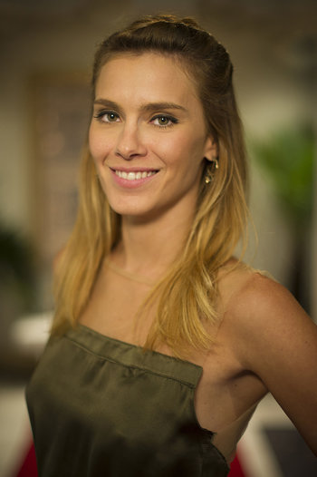 https://static.tvtropes.org/pmwiki/pub/images/carolina_dieckmann_2013_3.jpg