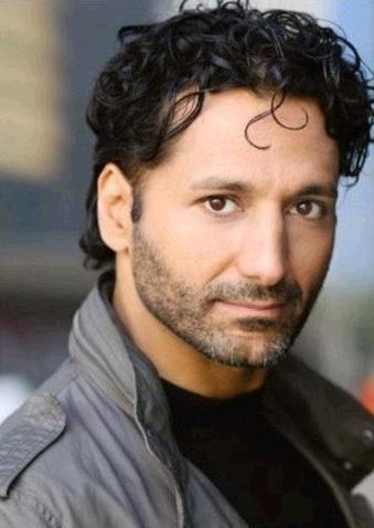 https://static.tvtropes.org/pmwiki/pub/images/cas_anvar_4.jpg