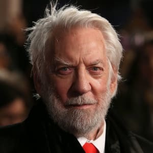 https://static.tvtropes.org/pmwiki/pub/images/donald_sutherland_gettyimages_495892778_1600jpg.jpg