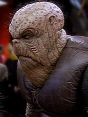 https://static.tvtropes.org/pmwiki/pub/images/ds9_morn_5644.jpg