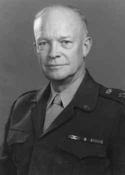 https://static.tvtropes.org/pmwiki/pub/images/general_of_the_army_dwight_d__eisenhower_1947_4904.jpg