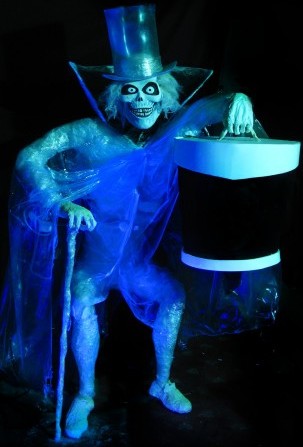 https://static.tvtropes.org/pmwiki/pub/images/hm_hatchboxghost121514_hauntedmansion_fanart10_352x500.jpg