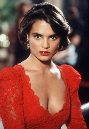 https://static.tvtropes.org/pmwiki/pub/images/lupe_lamora_licence_to_kill_6954.jpeg