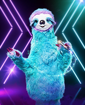 https://static.tvtropes.org/pmwiki/pub/images/maskedsingeraussloth.jpg