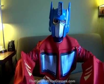 https://static.tvtropes.org/pmwiki/pub/images/optimus_prime.jpg