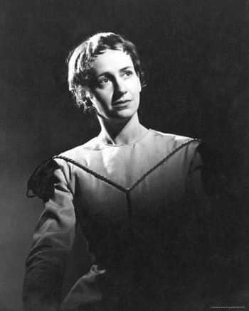 https://static.tvtropes.org/pmwiki/pub/images/peggy_ashcroft.jpg