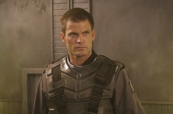 https://static.tvtropes.org/pmwiki/pub/images/starship_troopers_van_dien.jpg