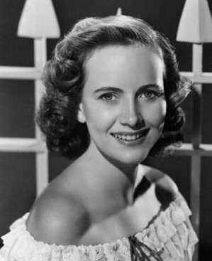https://static.tvtropes.org/pmwiki/pub/images/teresa_wright.jpg