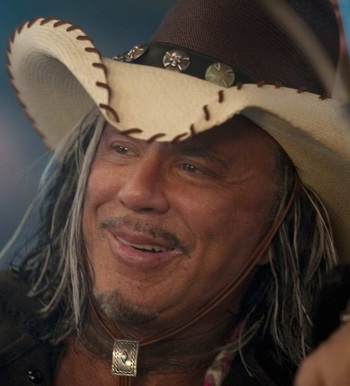 https://static.tvtropes.org/pmwiki/pub/images/the_expendables_mickey_rourke.jpg