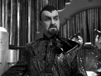 https://static.tvtropes.org/pmwiki/pub/images/voy_bride_128.jpg